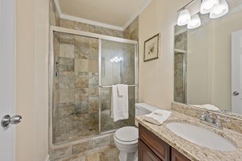 Bathroom With Vanity Lights at Indian Creek Apartments*, Cincinnati