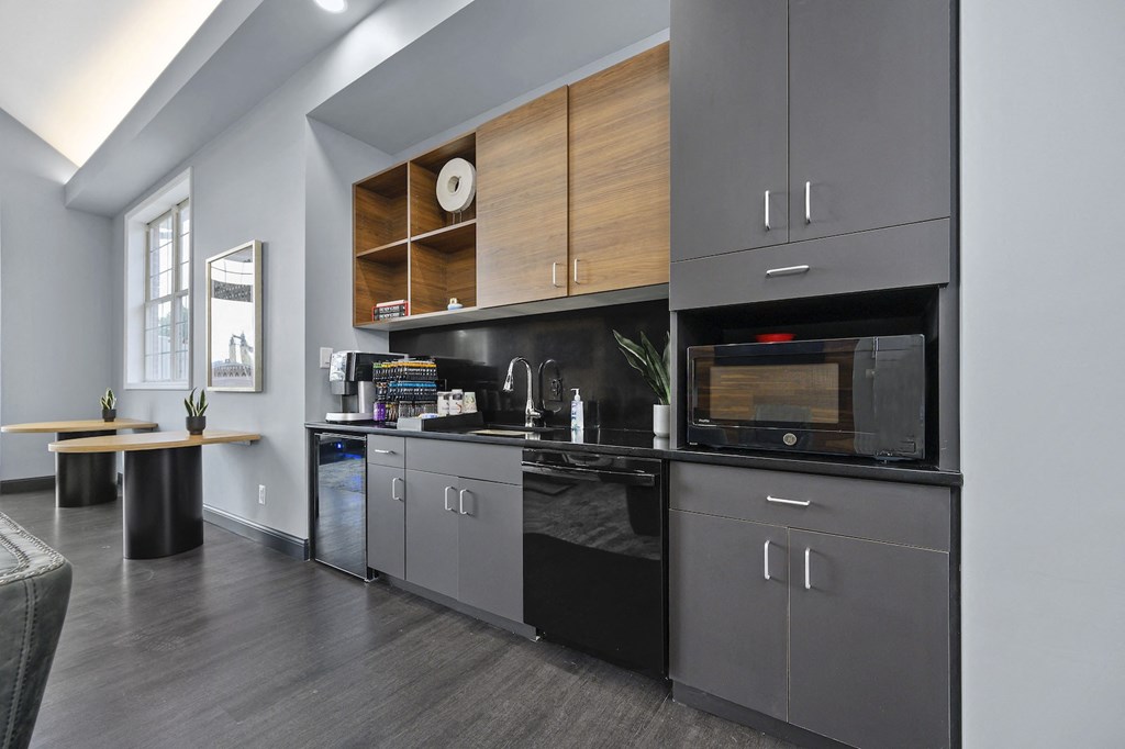 Sleek Stainless Steel Appliances at Ivy Hills Living Spaces, Cincinnati, OH