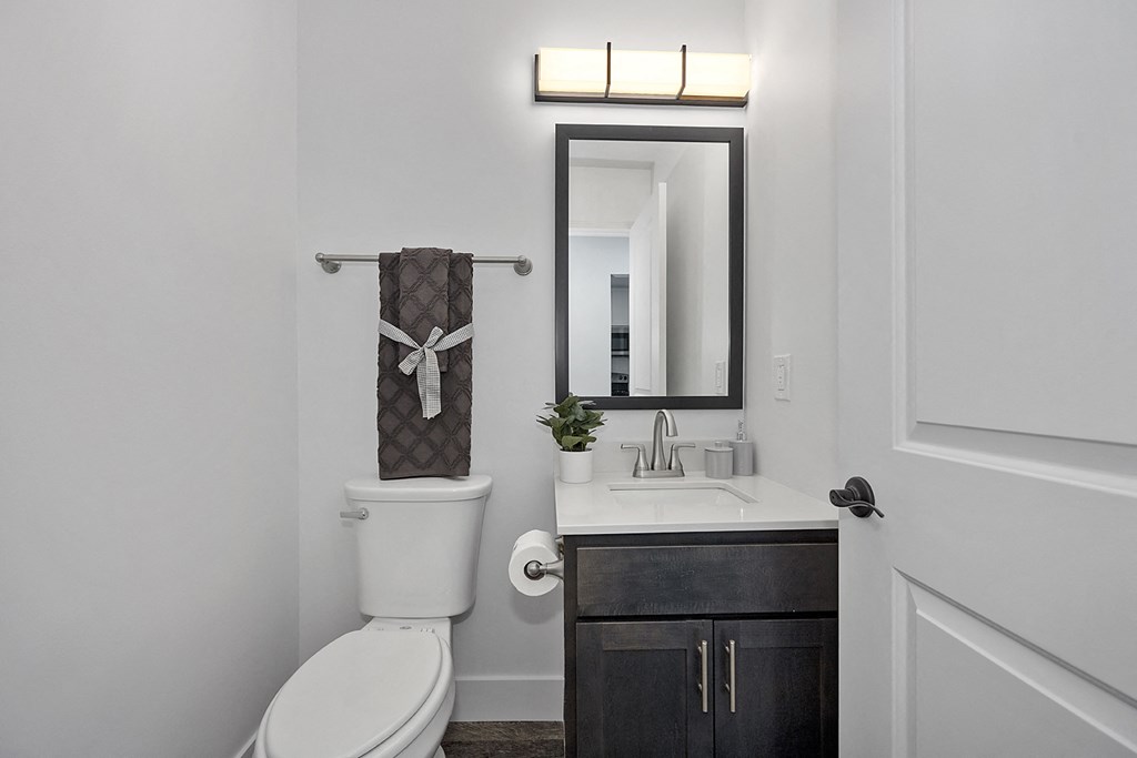 Custom Look Bathroom at Ivy Hills Living Spaces, Cincinnati, Ohio