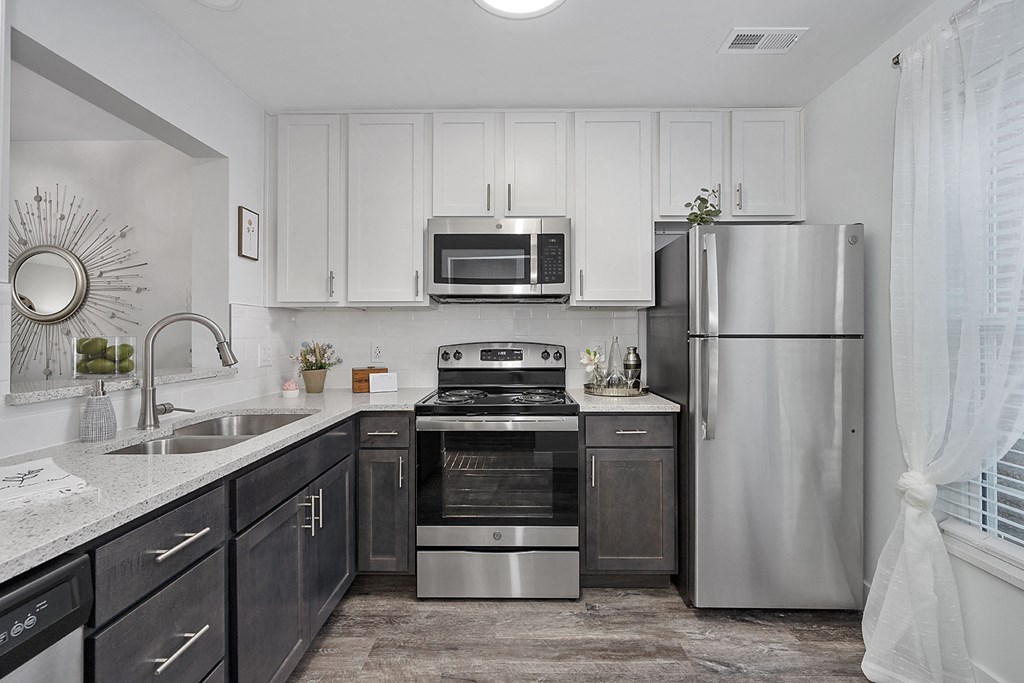 Chef-Inspired Kitchens at Ivy Hills Living Spaces, Cincinnati, 45244