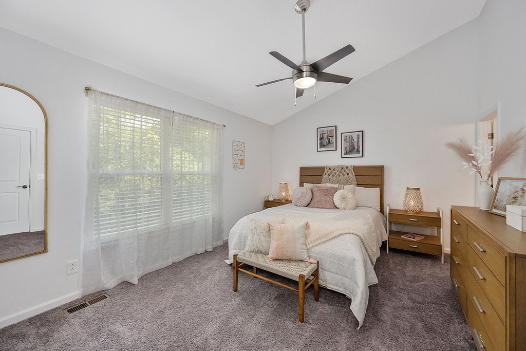 Comfortable Bedroom at Ivy Hills Living Spaces, Cincinnati, Ohio