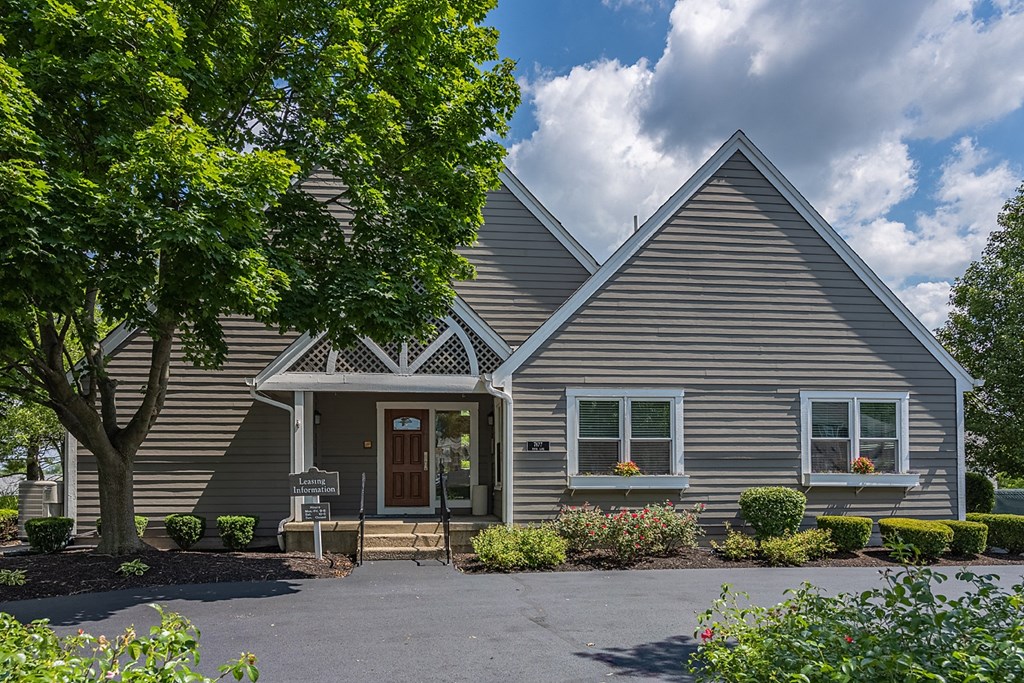 Clubhouse Exterior at Normandy Club, Centerville, OH