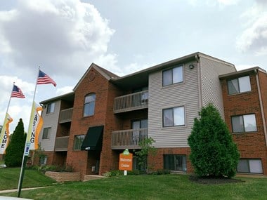 4473 Spruce Creek Dr #4 2 Beds Apartment for Rent - Photo Gallery 1