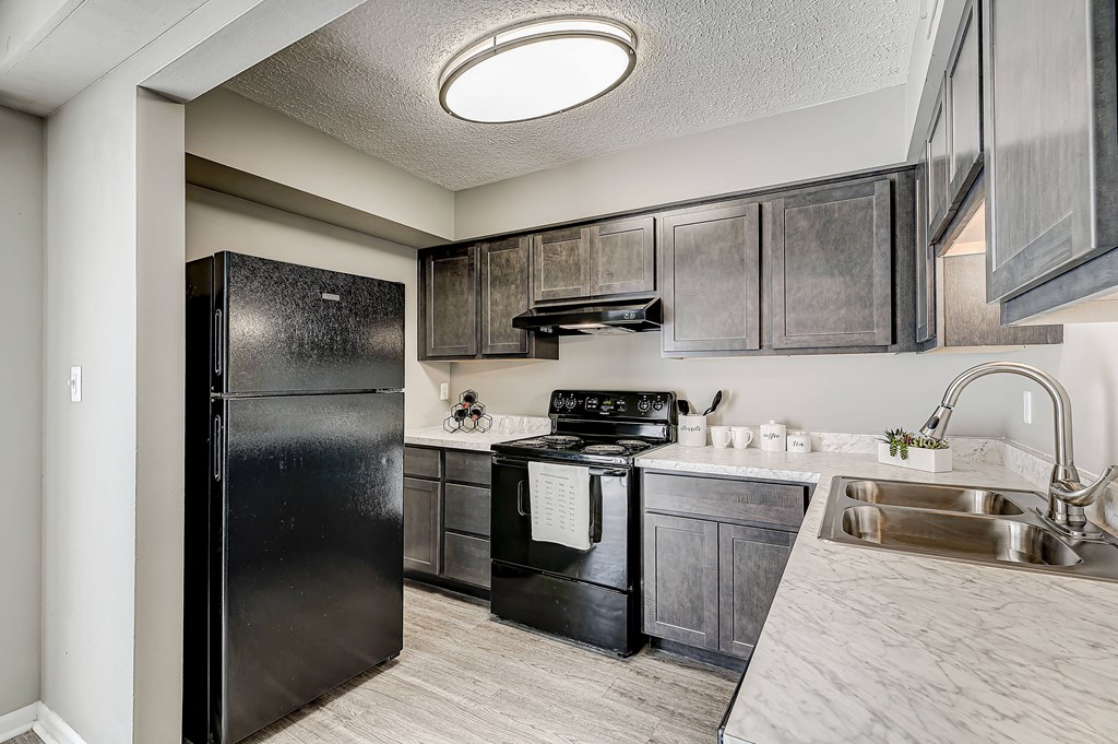 Black Appliances at The Parkton, Cincinnati, OH, 45231
