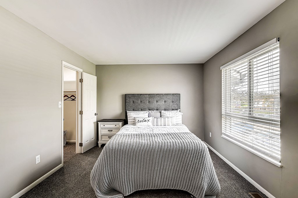 Gorgeous Bedroom at The Parkton, Cincinnati, Ohio