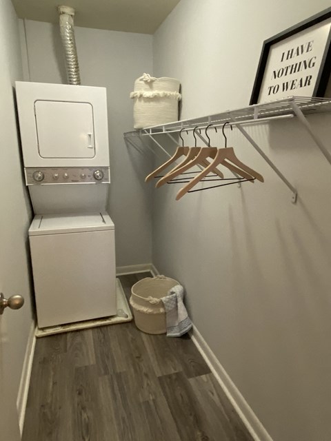 Laundry Room In-Unit with washer and dryer at Merrick Place, Kentucky, 40502