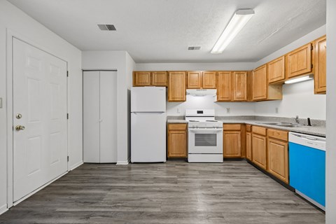 5330 Cresthill Drive 3 Beds Apartment for Rent