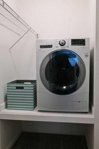 Washing machine at Bloomfield Apartments, Dayton, Ohio
