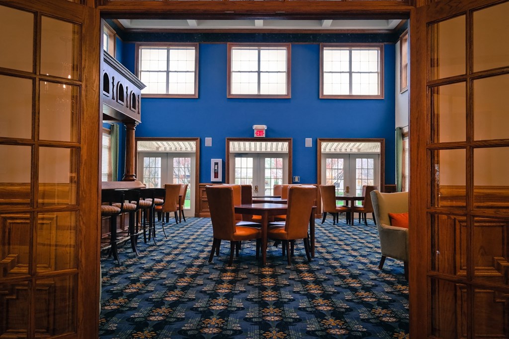 Clubhouse interior at Bishops Gate, Ohio