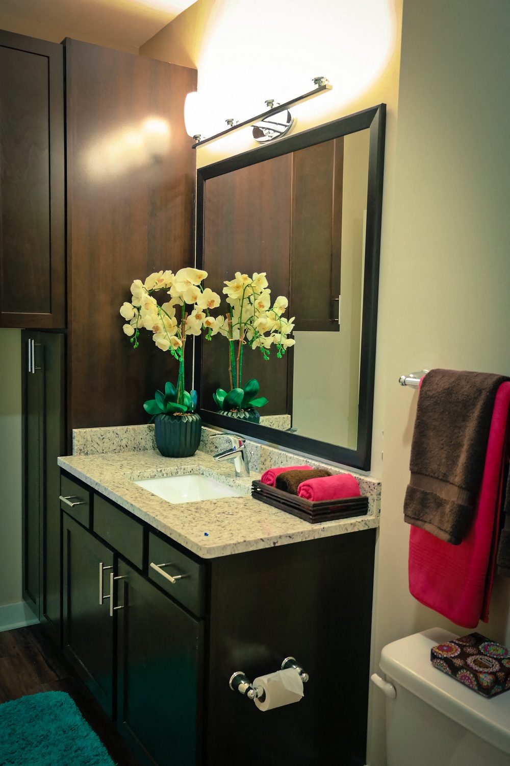 DeSales Flats Apartments*