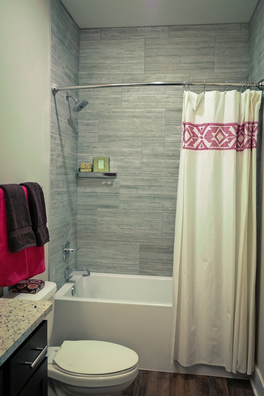 DeSales Flats Apartments*