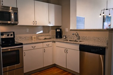 Fully Equipped Kitchen at The Lofts at Shillito Place, Cincinnati - Photo Gallery 5