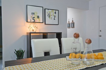 Dining table at Stonecrest Apartments, Ohio - Photo Gallery 12