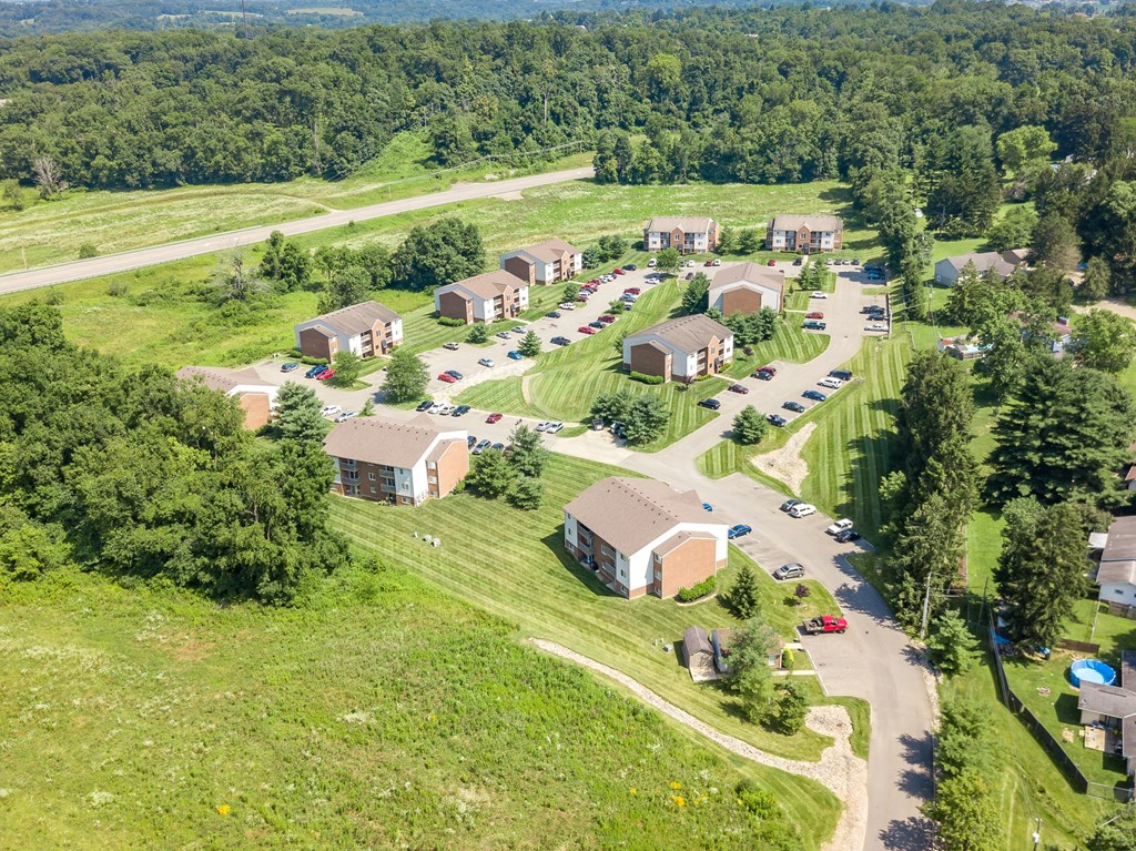 Aerial view1 at Sandhurst Apartments, Zanesville, Ohio