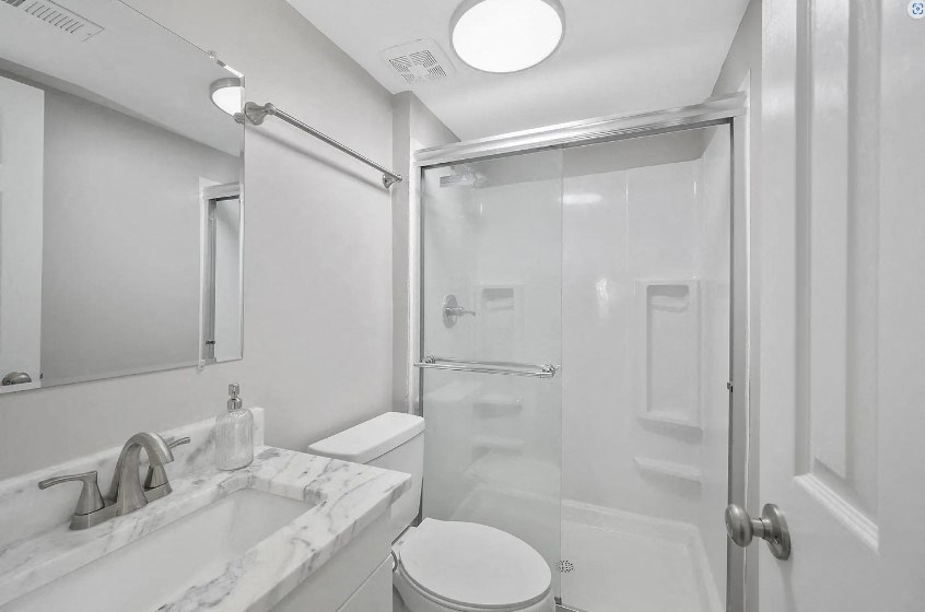Bathroom Accessories at Finneytown Apartments and Townhomes, Cincinnati, Ohio