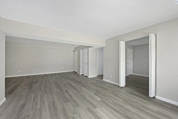 9133 Winton Road 2-3 Beds Apartment for Rent - Photo Gallery 17