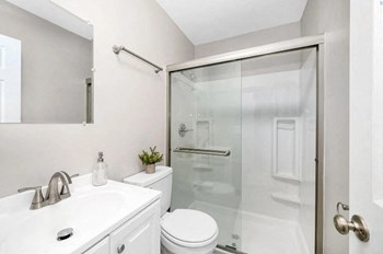 9133 Winton Road 2-3 Beds Apartment for Rent - Photo Gallery 25