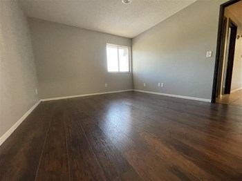 5133 Secor Road Studio-2 Beds Apartment, Townhouse for Rent - Photo Gallery 10