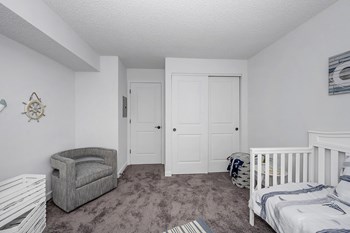 7378 Timber Dr. #5 2 Beds Apartment for Rent - Photo Gallery 4