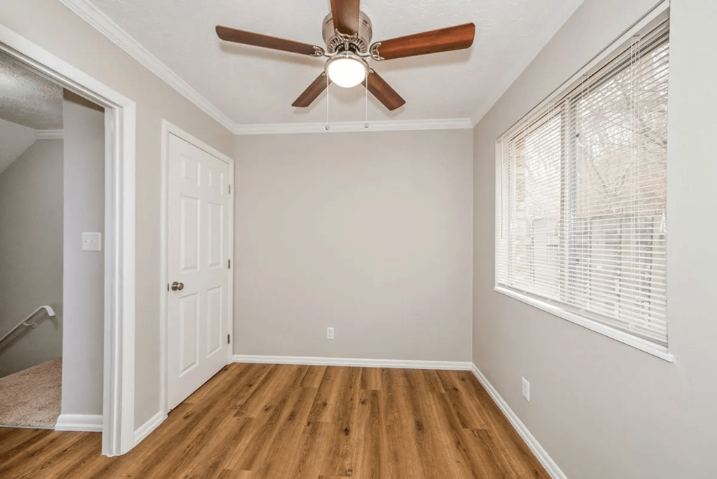 Ceiling fan with light at Trails at Mariemont, Cincinnati