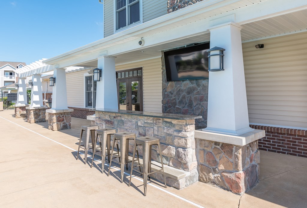 Pool Bar at Waterstone Landing, Perrysburg
