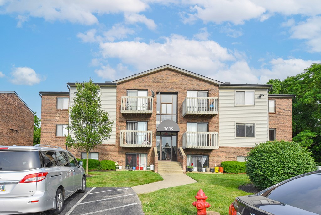 our apartments are located in a quiet neighborhood with ample parking at The Woodridge Collection, Fairfield, Ohio