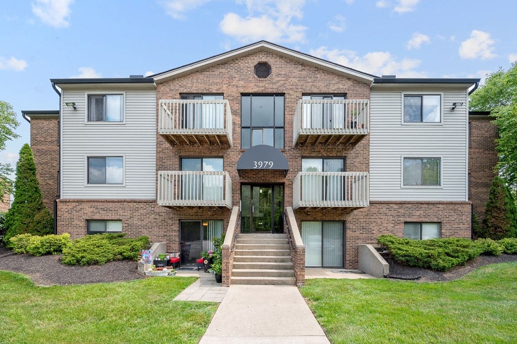 our apartments offer a clubhouse at The Woodridge Collection, Fairfield, OH 45014