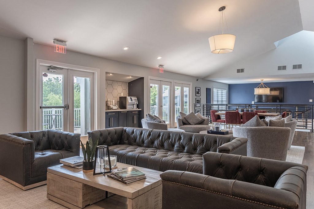 Couch at Wrights Point, Ft Wright, KY