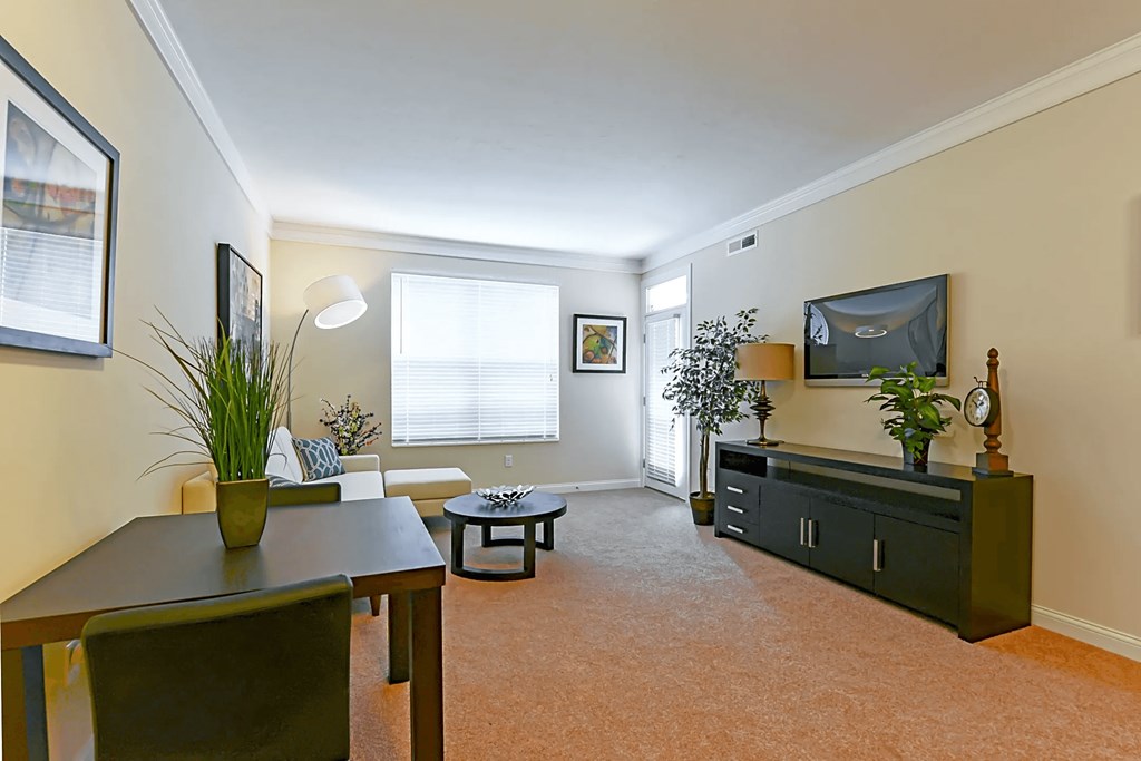 Living Room at Grove City Summit, Grove City, OH, 43123