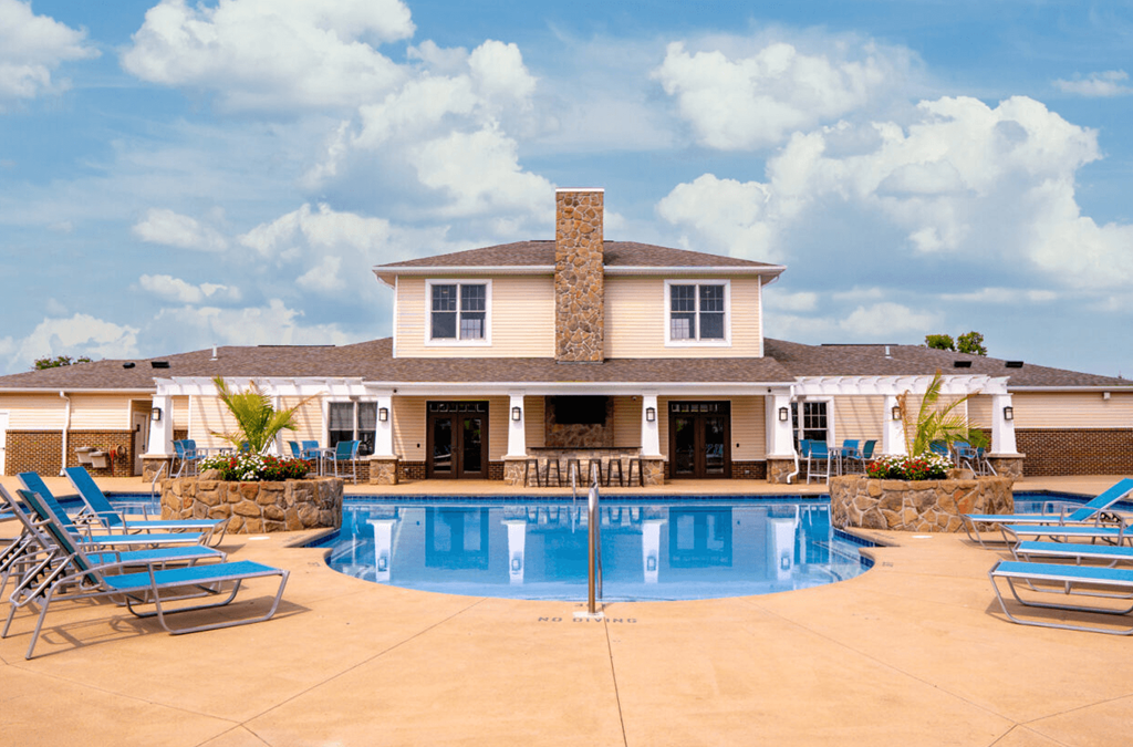 Swimming pool at the resort at governors crossing
