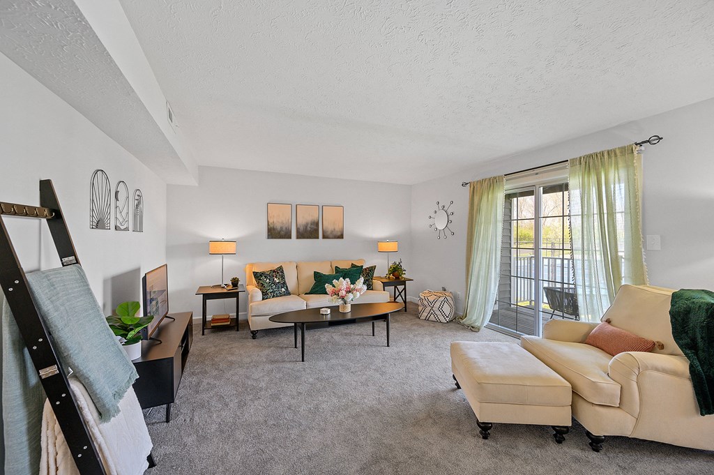 Common Living Area at Wrights Point, Ft Wright, KY, 41011