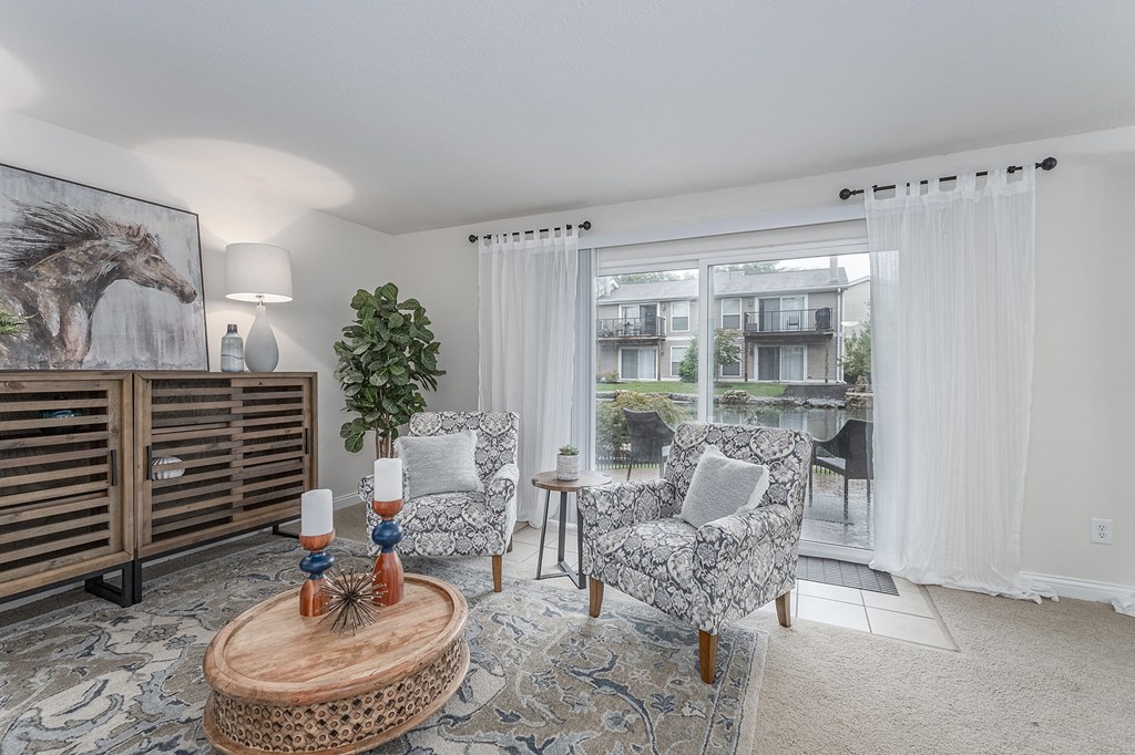 Model roomsat Harpers Point Apartments, Cincinnati