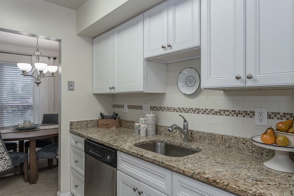 Kitchenat Harpers Point Apartments, Ohio, 45249