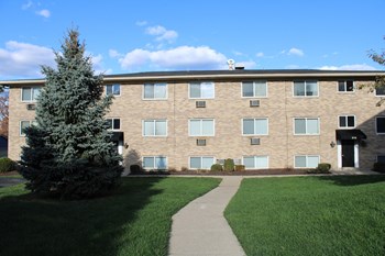 823 Fourman Court Studio-1 Bed Apartment for Rent - Photo Gallery 4