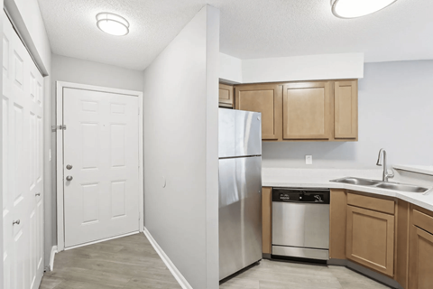 3855 Oak Lake Circle 1-2 Beds Apartment for Rent