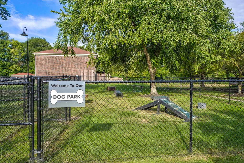 Dog Park at Meridian Court South, Indiana
