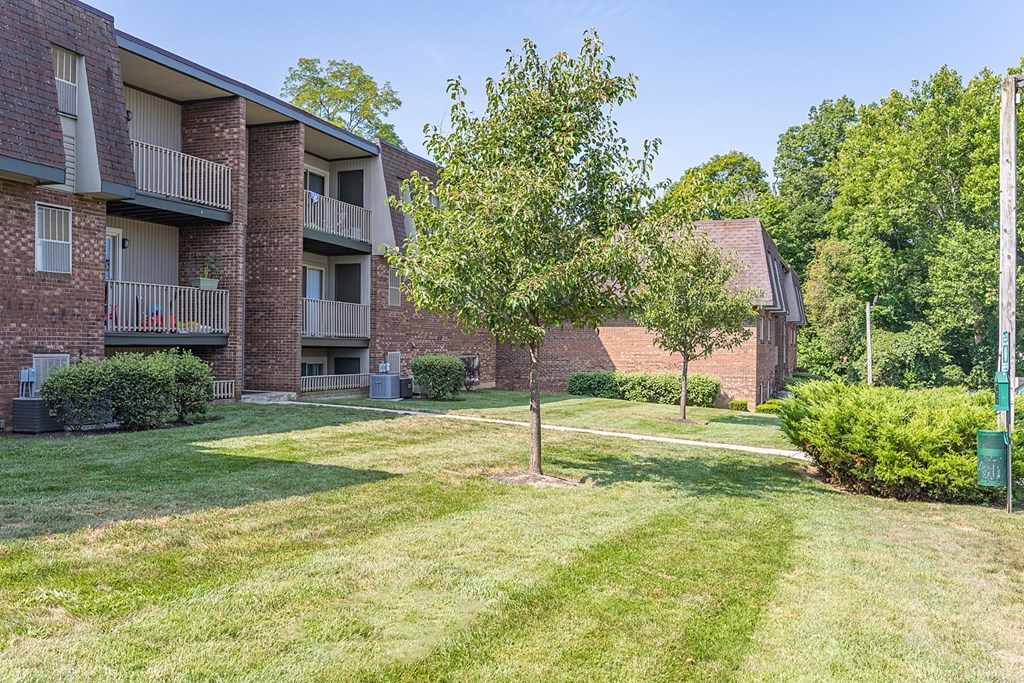 Lush Green Outdoors at Millcroft Apartments and Townhomes, Milford, 45150