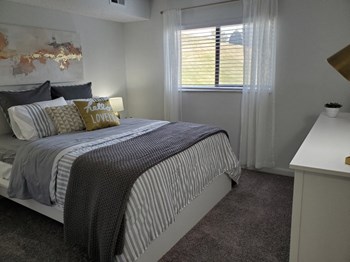 4473 Spruce Creek Dr #4 2 Beds Apartment for Rent - Photo Gallery 2