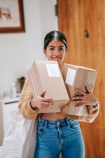 Girl with packings at Lawrence Landing, Indiana