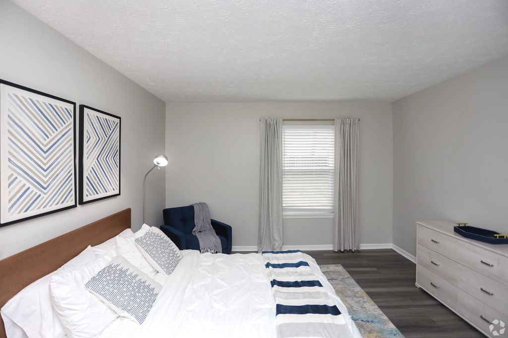 Large Bedroom at Spinnaker Court, Indiana, 46214