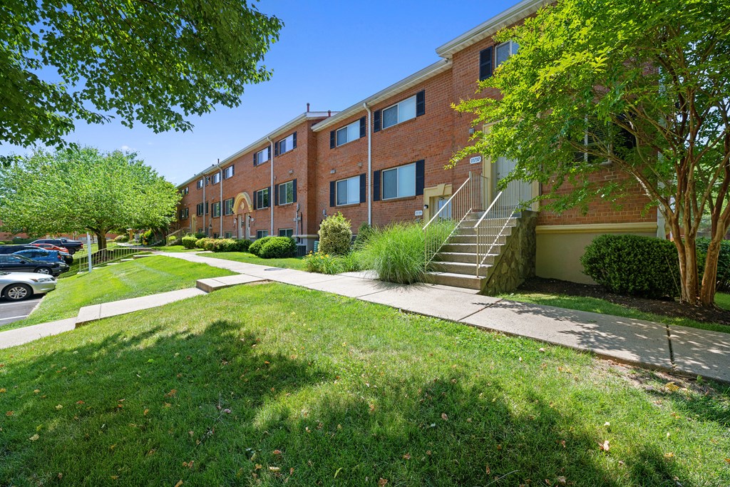 our apartments are located in the heart at Gainsborough Court Apartments, Fairfax, Virginia