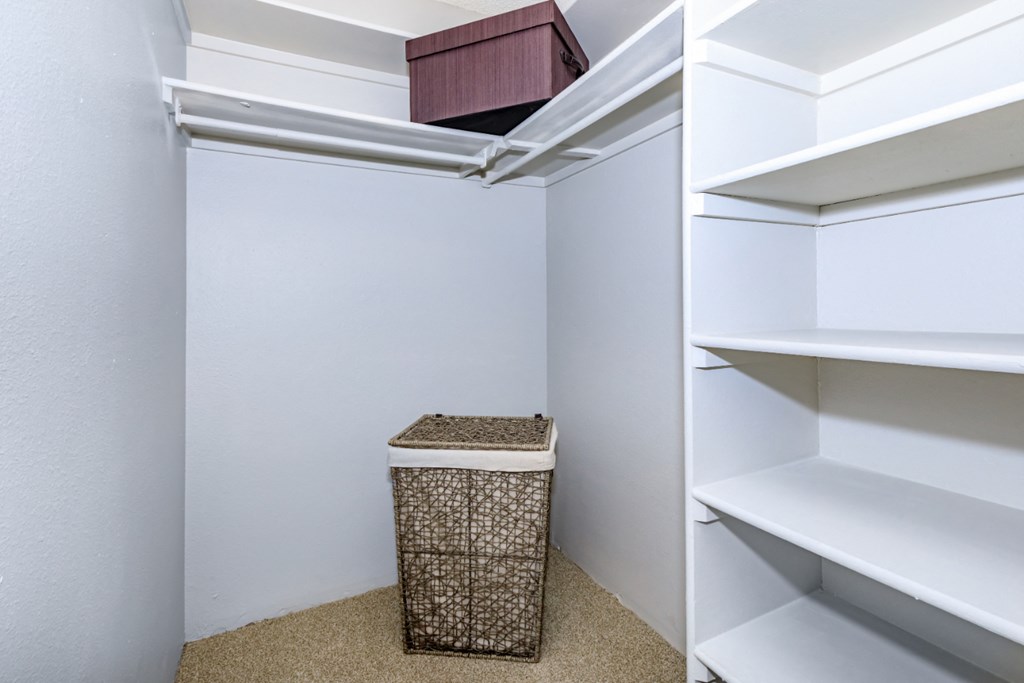 Retreat at Water's Edge | Colorado Springs, CO Apartments