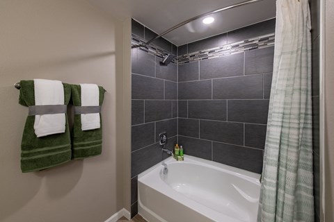 Gateway Place | Greeley, CO Apartments