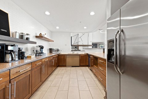 ArtWalk at CityCenter | Englewood, CO Apartments  | Clubhouse Kitchen