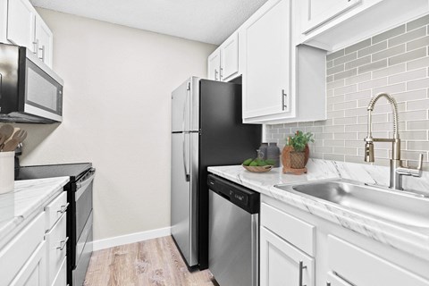 Avec Greeley Apartments | Greeley, CO | Virtual Kitchen