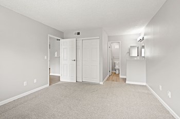 4815 Garden Ranch Drive 1-2 Beds Apartment for Rent - Photo Gallery 5