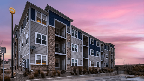 Polaris Apartments