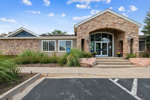 The Seasons at Horsetooth Crossing | Fort Collins, Co. Apartments