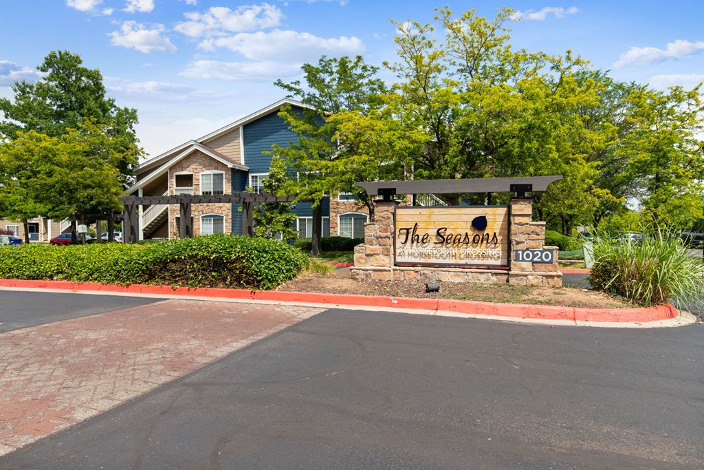 The Seasons at Horsetooth Crossing | Fort Collins, Co. Apartments
