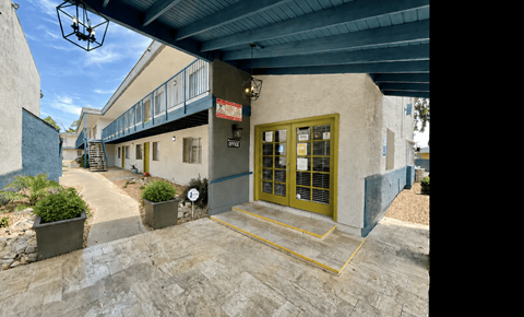 3450 W Missouri Ave Studio-2 Beds Apartment for Rent